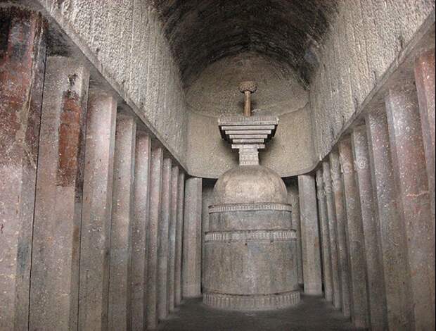 Пещера Чайтья. Источник https://travelask.ru/questions/1001322-bedse-caves