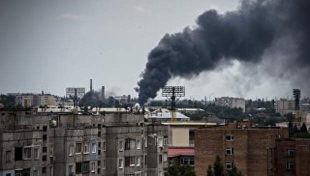 Луганск во время артиллерийского обстрела. Архивное фото