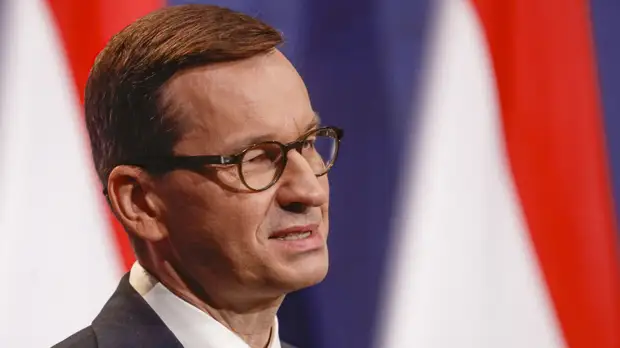 Моравецкий: Польша и Украина договорились построить газопровод