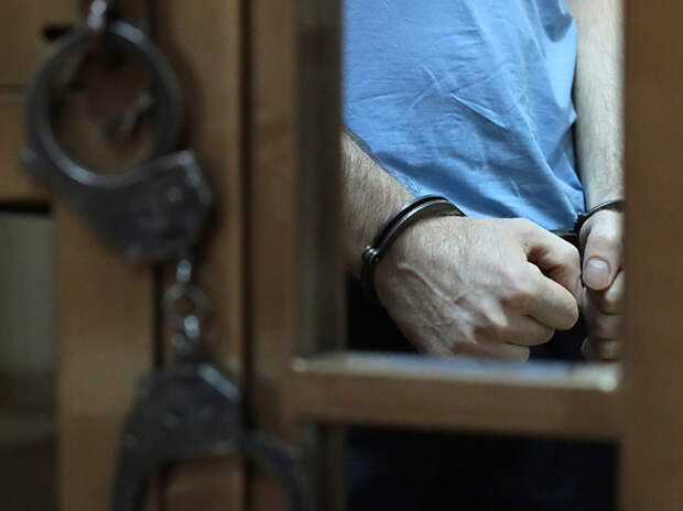 Аресты стали профилактикой политического кризиса: «Не трепыхайтесь, граждане» Аресты стали профилактикой политического кризиса: «Не трепыхайтесь, граждане»