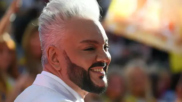 Киркоров исполнил гимн России перед контрольным матчем с Болгарией