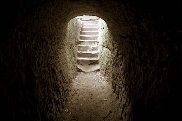 Археологи срочно засекретили найденную в Ирландии гробницу