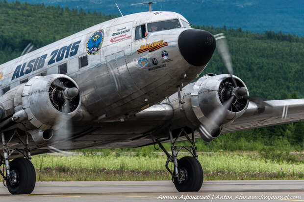 Douglas DC-3