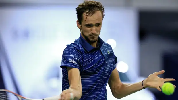 Кафельников уверен, что Медведев успеет восстановиться перед Кубком Кремля