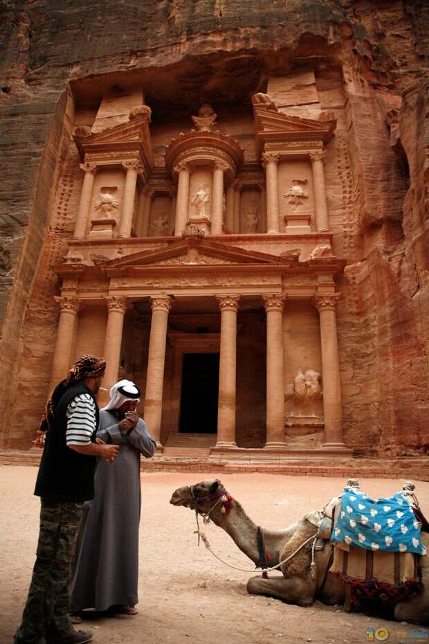 10 самых впечатляющих исторических руин мира