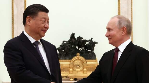 Путин: Россия готова совместно с Китаем развивать Севморпуть