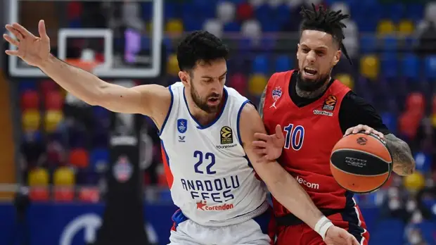 ЦСКА уступил «Анадолу» в матче Евролиги