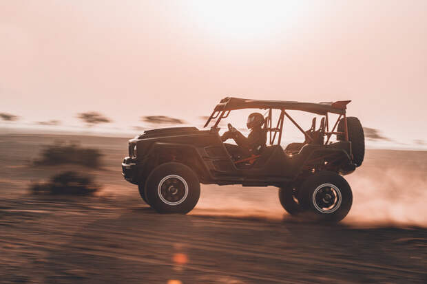 Brabus 900 Crawler