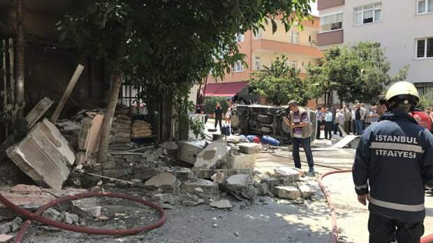В Турции взорван полицейский автобус