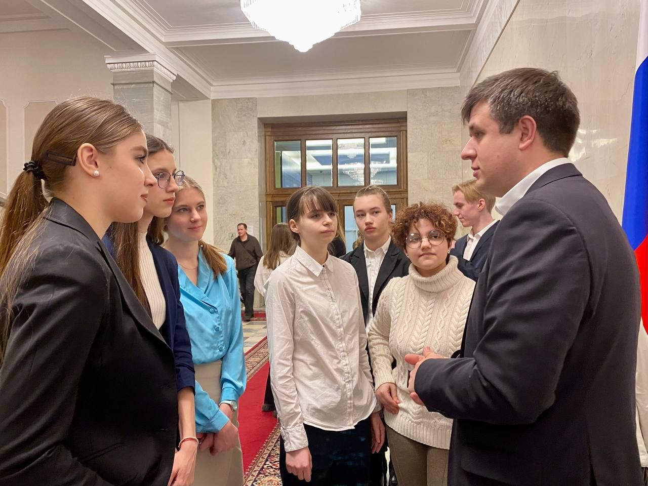Татьянин день: депутат Толмачев рассказал о том, какие подарки приготовила Госдума для студентов