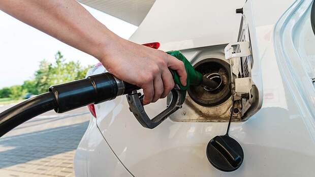 Бензин не идет в ногу с инфляцией