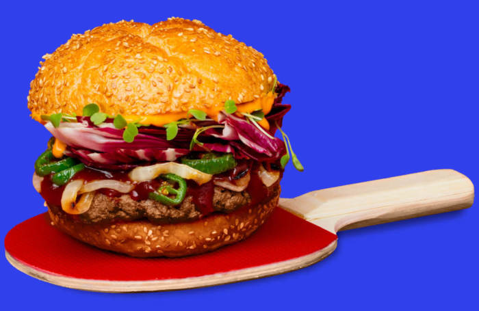 Растительный гамбургер со вкусом мяса. /Фото: forumdaily.com Растительный гамбургер со вкусом мяса. /Фото: forumdaily.com