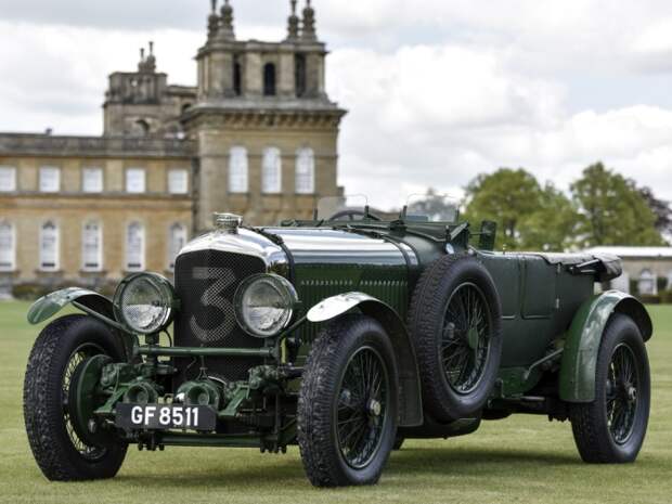 Окрашенный в зеленый гоночный цвет британских машин Bentley Speed 6 «Old Number Three» 1930 года.