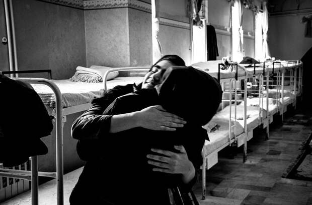 10 будоражащих фото девушек, ожидающих приговора и смерти в иранской тюрьме