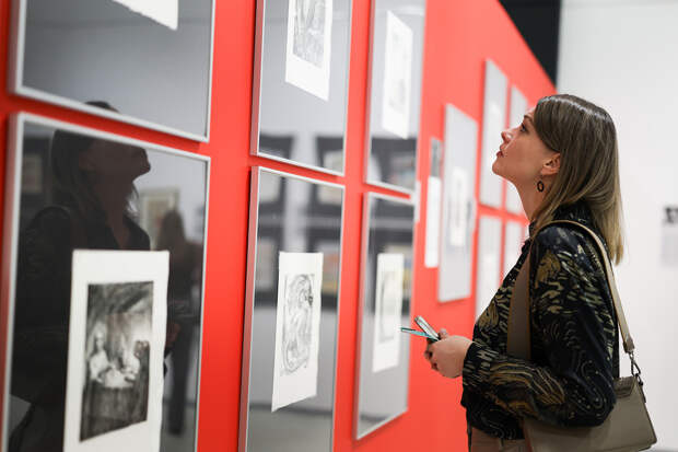 Экспозиция выставки «Наш авангард плюс»