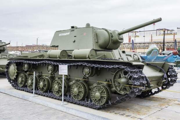 Рассказы об оружии. КВ - первый тяжёлый советский танк рассказы об оружии, страницы  истории, тяжёлый танк КВ