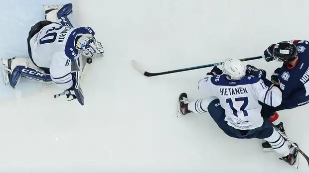 Московское «Динамо» по буллитам одолело «Торпедо» в КХЛ