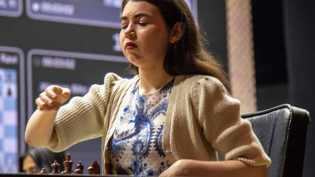 Горячкина одержала победу в десятом туре турнира претенденток