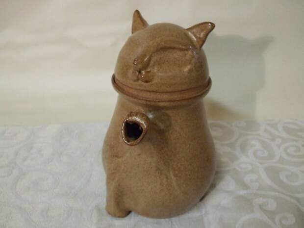 Посуда с кошками (трафик)