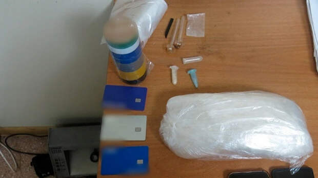 Закладчицу с килограммом наркотика задержали в Серпухове