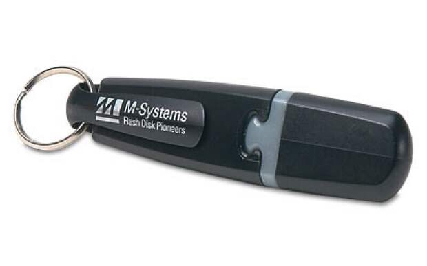 Появились первые USB-флэш накопители