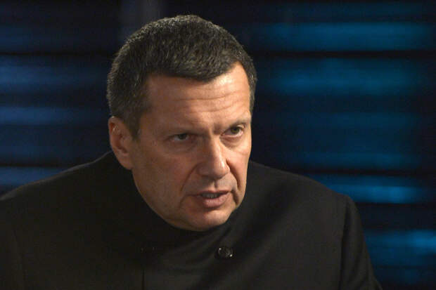 Телеведущий Владимир Соловьев считает, что музейная функция Исаакиевского собора не должна пострадать. Однако не ей должно быть все подчинено, не она - первична. Фото: Алексей Никольский/пресс-служба президента РФ/ТАСС Телеведущий Владимир Соловьев считает, что музейная функция Исаакиевского собора не должна пострадать. Однако не ей должно быть все подчинено, не она - первична. Фото: Алексей Никольский/пресс-служба президента РФ/ТАСС