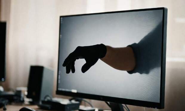 Новая схема обмана россиян грозит потерей денег и данных