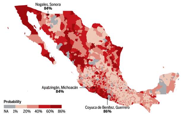 Прогноз вероятности нахождения неразысканных массовых захоронений убитых нарокартелями в разных муниципалитетах Мексики. Сделан по обучающей выборке данных о захоронениях убитых, публиковавшихся с 2013 по 2016 г.  Дальше классифицировали каждое в соответствии с 35 географическими и социально-экономическими переменными, включая уровень убийств, средний уровень образования и расстояние до границы с США. Затем их модель обнаружила муниципалитеты с похожими характеристиками и определила вероятность того, что они тоже будут содержать скрытые могилы.
