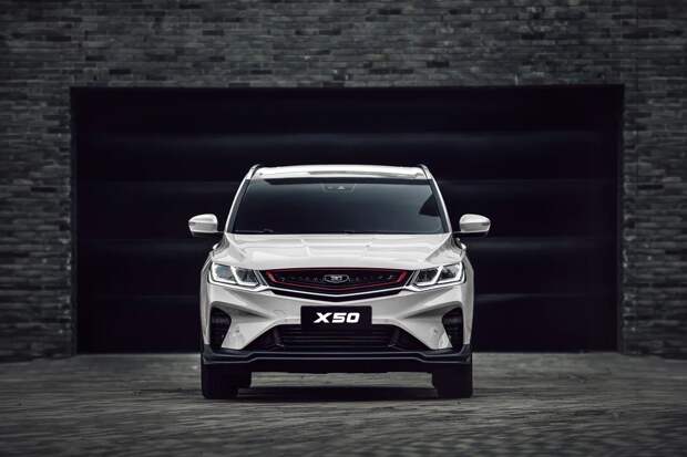 Белорусский гибридный кроссовер Belgee X80 PHEV с запасом хода 940 км