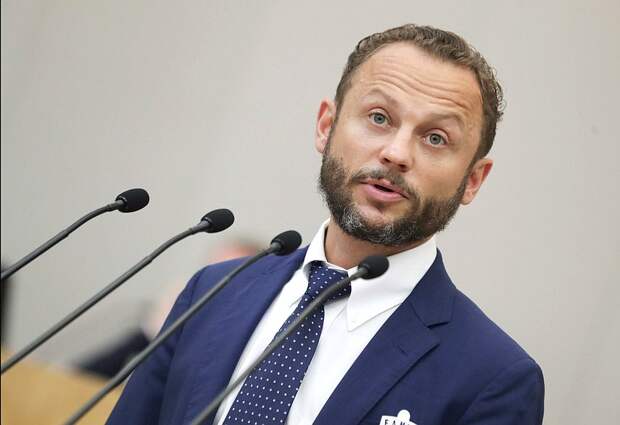 Федяев: новые правила для автошкол позволят улучшить ситуацию с безопасностью на дорогах