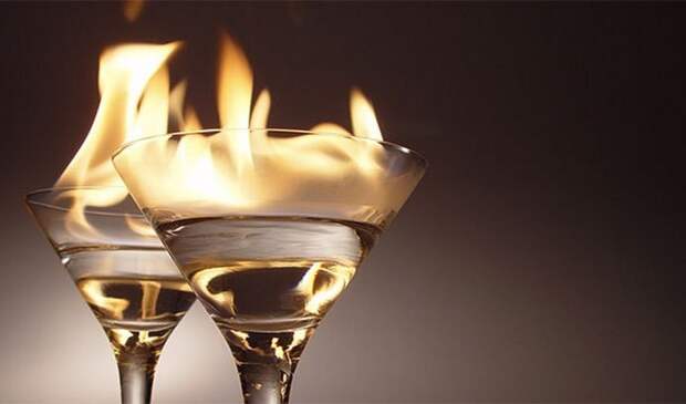 Алкоголь уменьшает внутреннюю температуру тела.