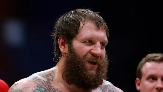 Боец ММА Харитонов просит Кадырова повлиять на Александра Емельяненко