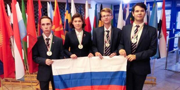 Команда Москвы завоевала две медали Международной олимпиады в Венгрии / Фото: mos.ru