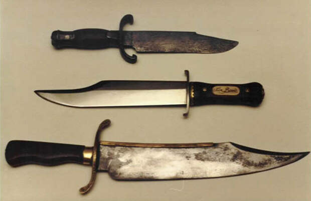 Ножи Боуи различной формы и размеров. | Фото: rusknife.com.