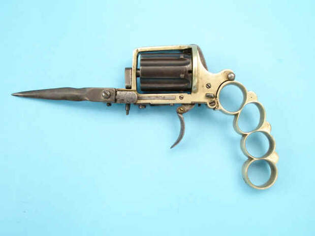 Revolver knuckle dagger (Apache)