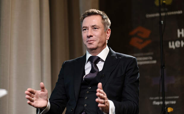 Конов назвал возможный объем размещения «Сибура» на бирже