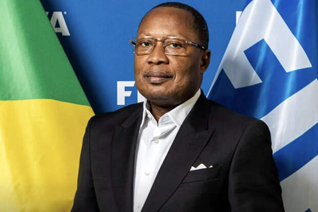 Экс-главу федерации футбола Конго Майоласа намерены объявить в розыск за хищение