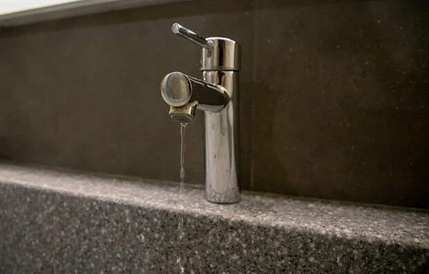 В Щекино Тульской области рабочие продолжают восстанавливать водоснабжение