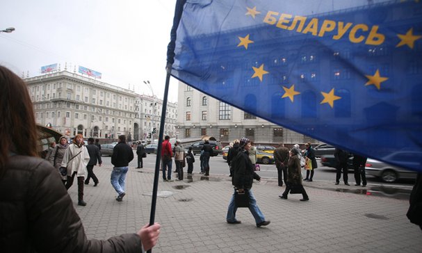 Европа отправит беженцев к Батьке