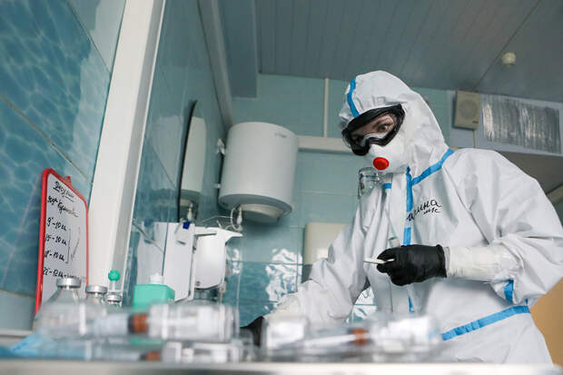 В России за сутки выявлено 10 565 новых случаев коронавируса