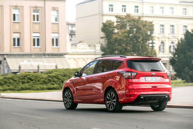 Как изменился обновленный Ford Kuga. Фото 7