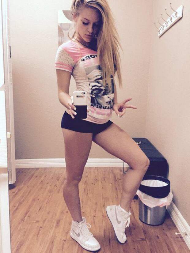 Try your best to resist those short shorts (26 Photos) Try your best to resist those short shorts (26 Photos)