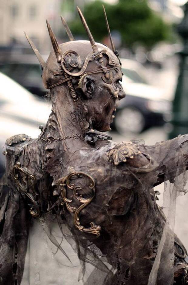 Король Зомби к Хэллоуину