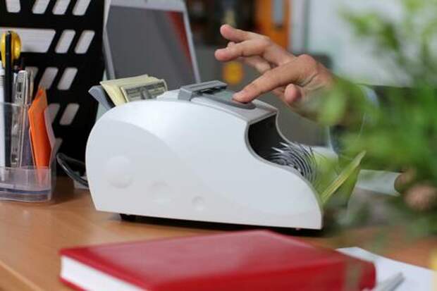 Зарплата «в конверте»: почему стоит выбирать официальное трудоустройство