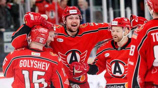 "Автомобилист" по буллитам победил "Ак Барс"