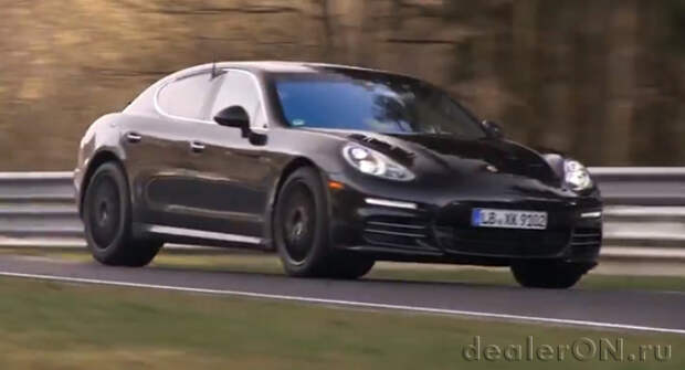 Тестирование Porsche Panamera (Порше Панамера) в Нюрбургринге