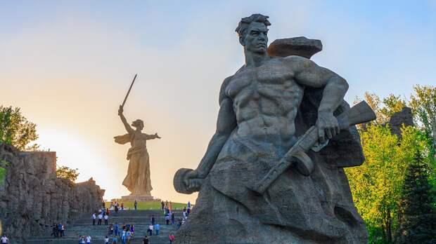 Почему в России есть целые города-герои? (ФОТО)