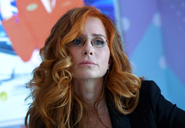 Уехавшую из России известную журналистку признали иноагентом