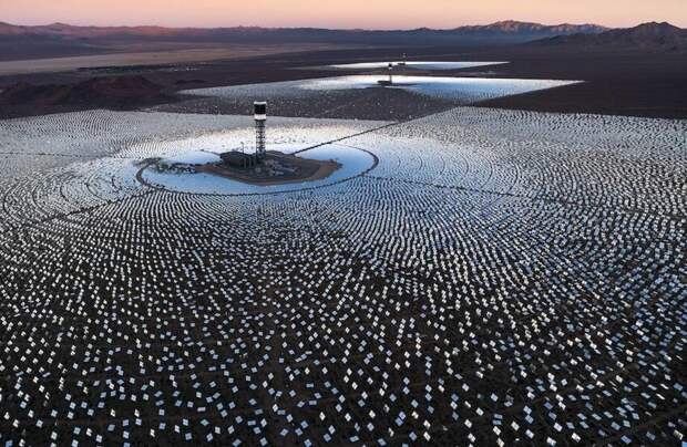 Как выглядят солнечные электростанции с высоты