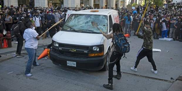 Расовый Майдан в США